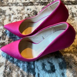 Size 8 Pink satin heels